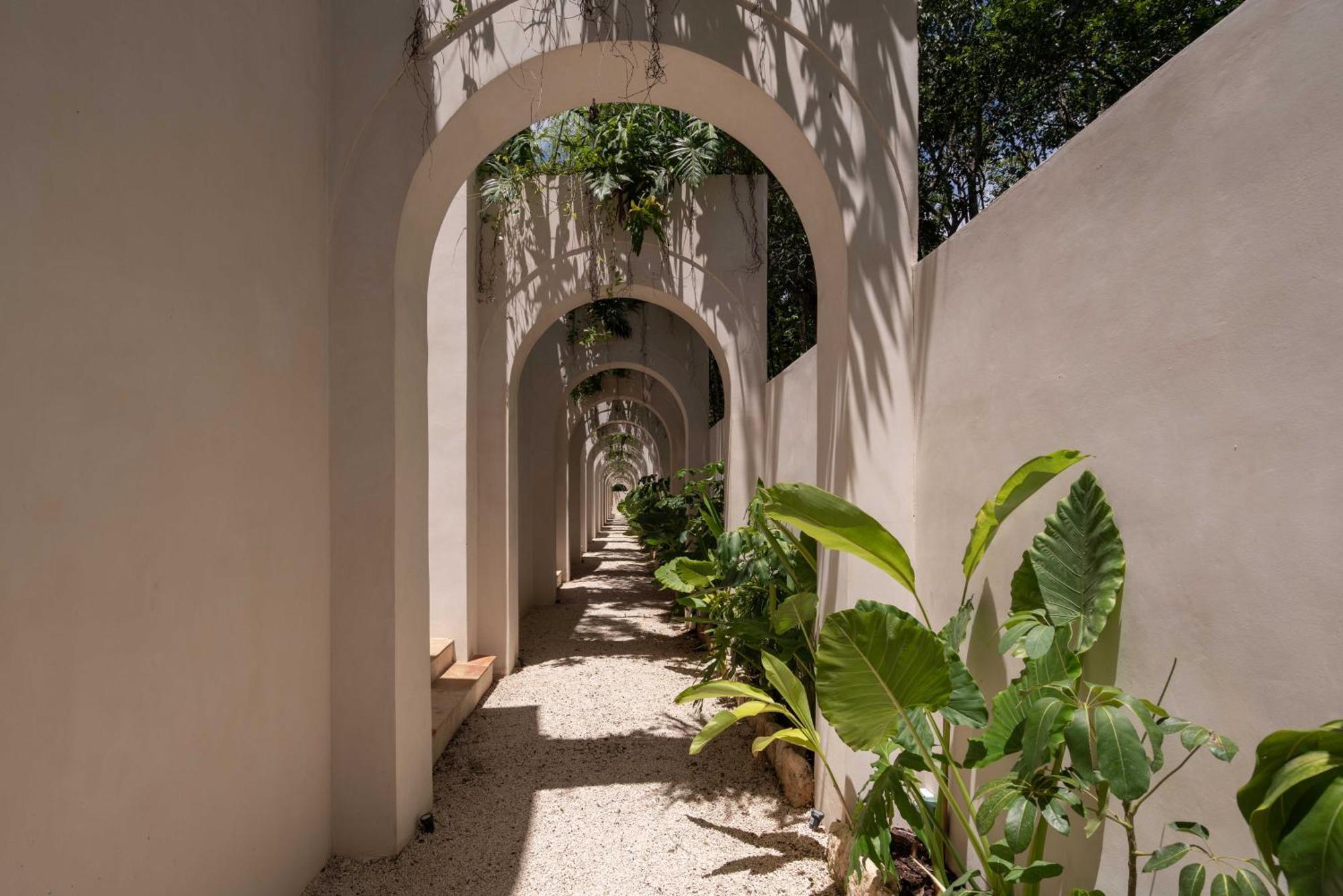 Anat Tantric Boutique Hotel ตูลุม ภายนอก รูปภาพ